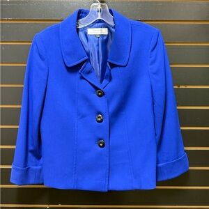 Tahari Arthur S. Levine Blue Cropped Blazer 8